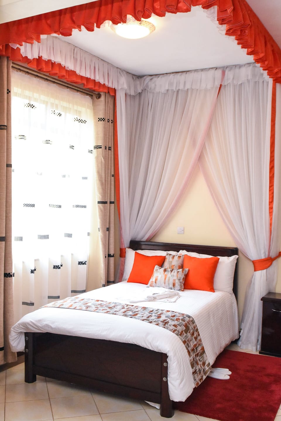 Deluxe Room | Desk, free WiFi, bed sheets
