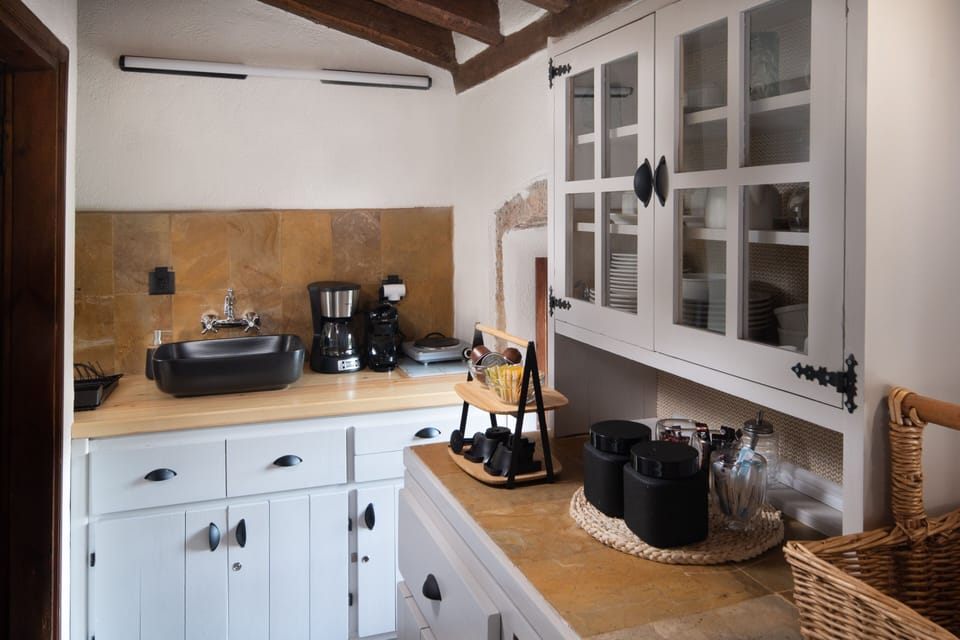 Superior Suite, Balcony, Sea View | Private kitchen