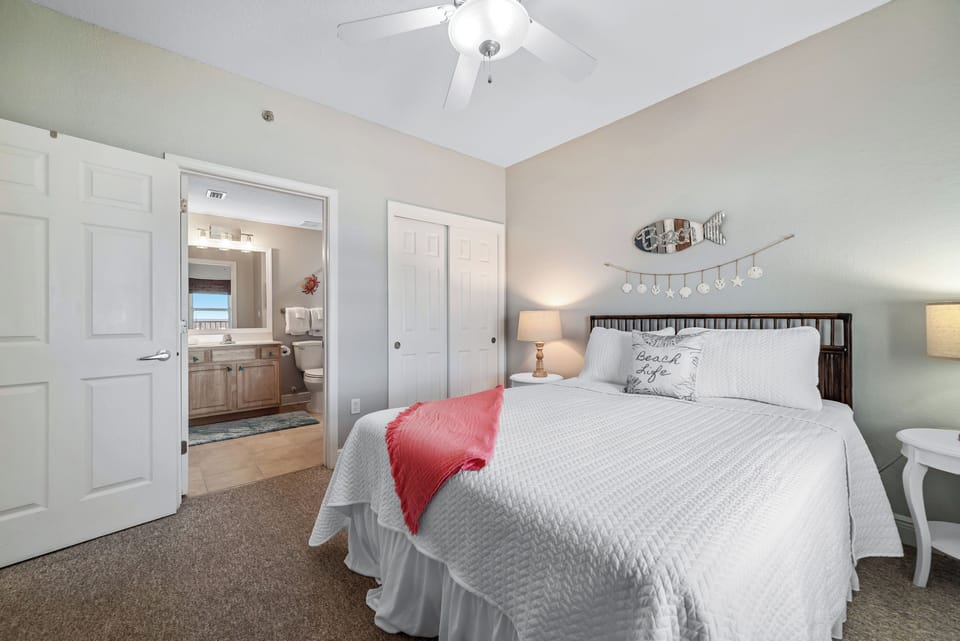 Guest bedroom