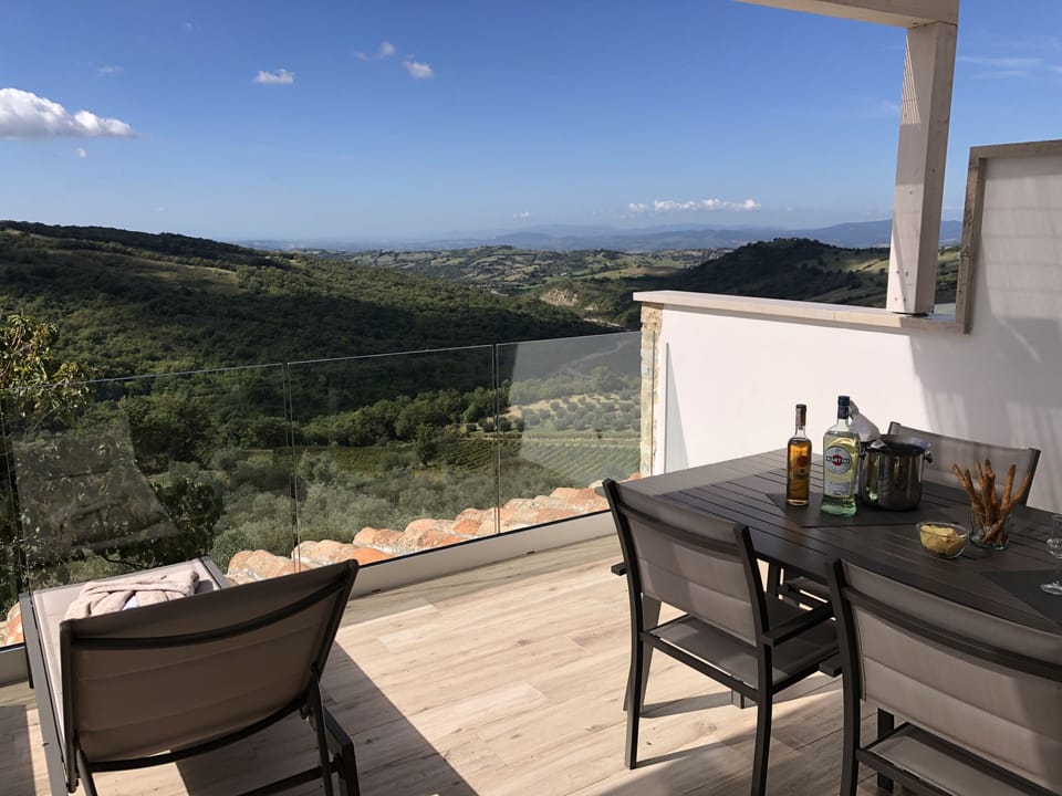Luxury Apartment | Terrace/patio