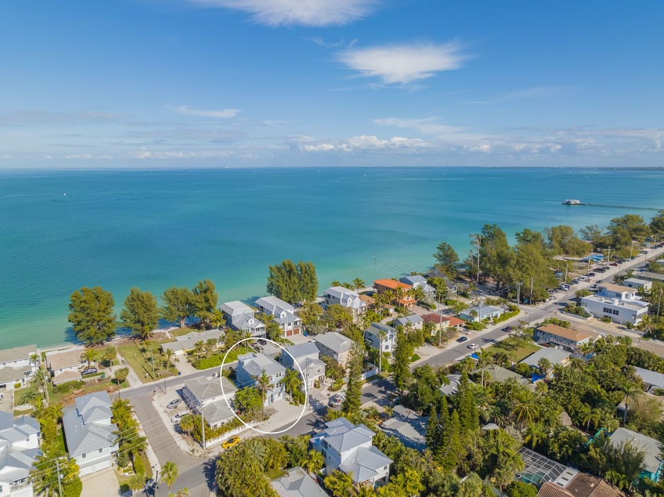 Almost bay front location