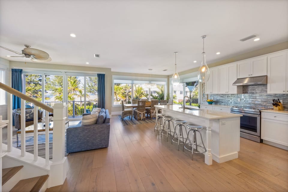 Beautiful open concept floor plan