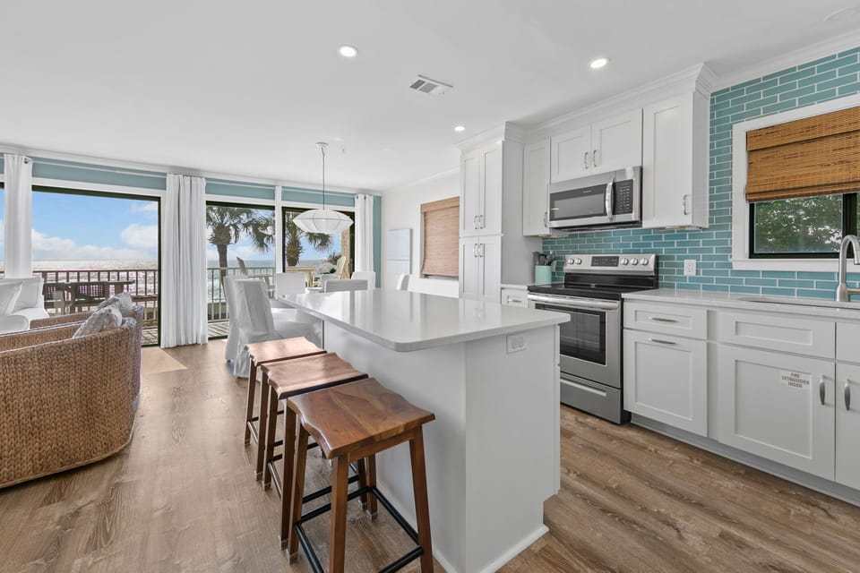 203 Capistrano
