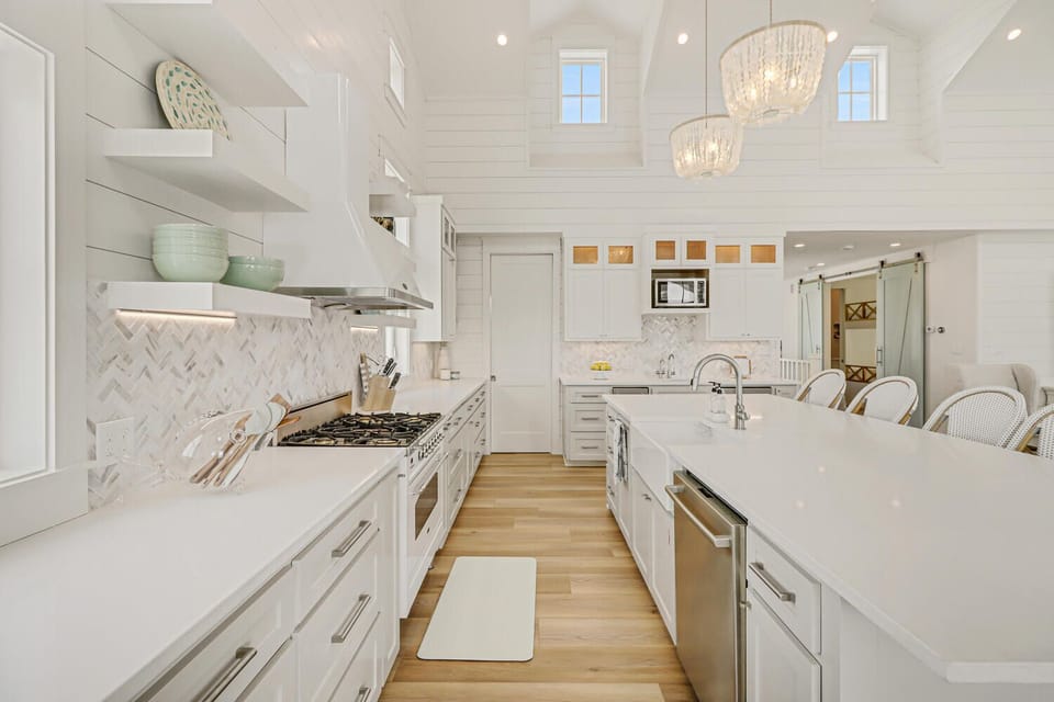 Kitchen, 2nd Floor