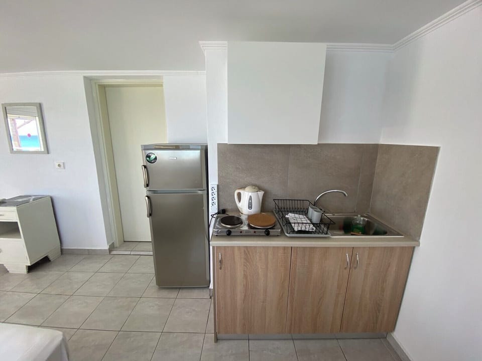 Penthouse, 1 Bedroom, Sea View, Beachfront | Room amenity