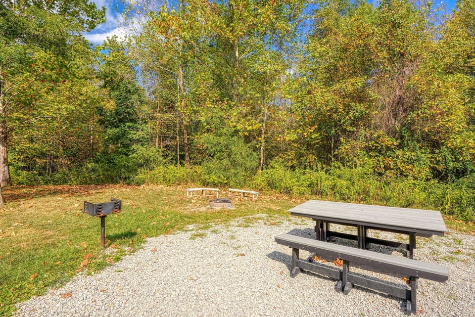 RV Site 4: amenities