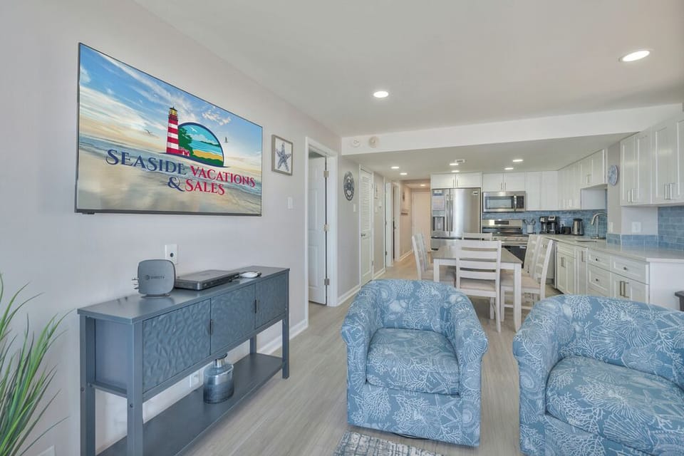 Relax in the AC and enjoy the Flat Screen TV & Free Wi-Fi after a warm day at the Beach.