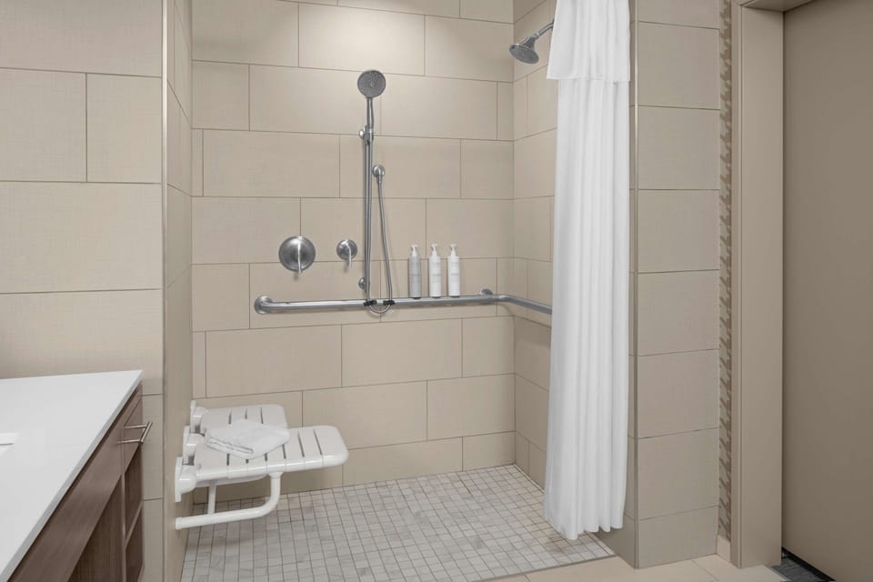 Bathroom shower