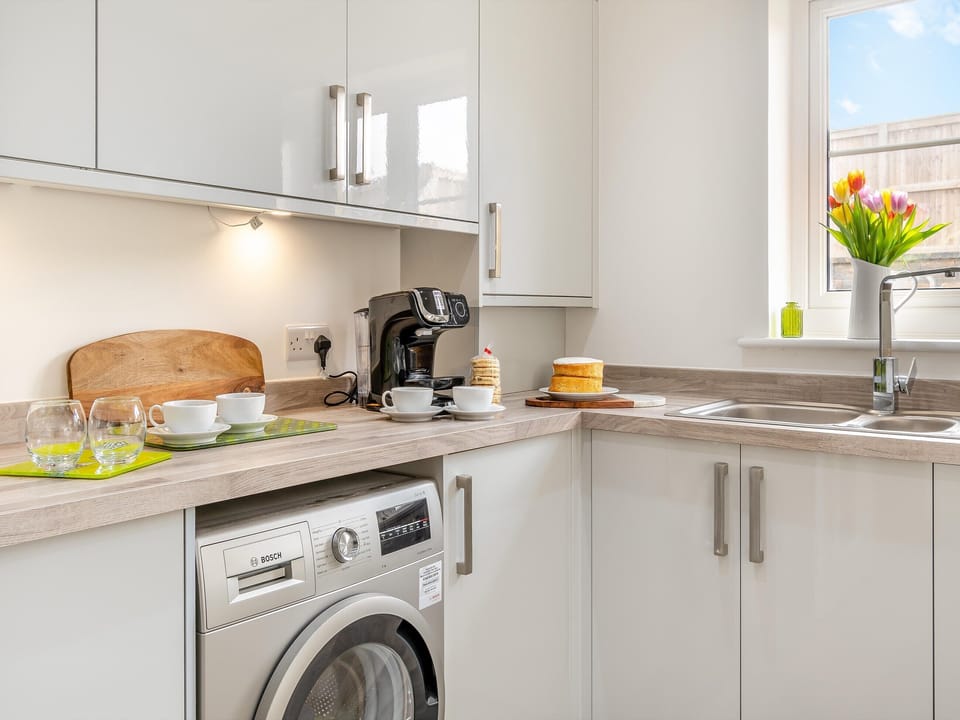 Kitchen | Blue Skies, Sageston