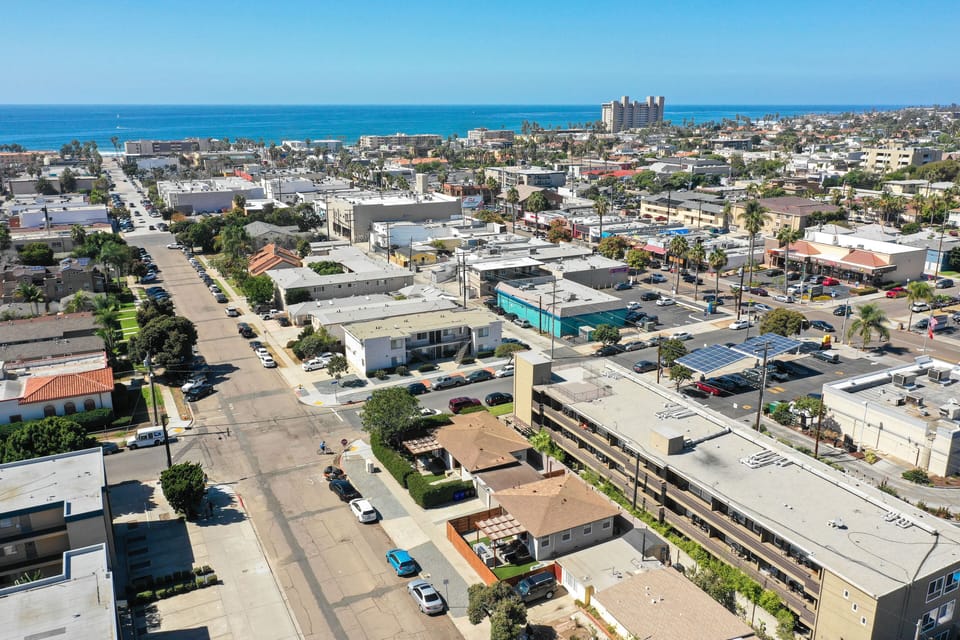 Walking distance to the Beach, Bay, restaurants, grocery stores  and much more.