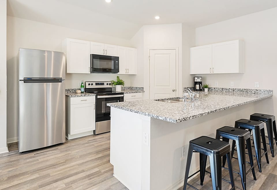 Kitchen & Pantry 