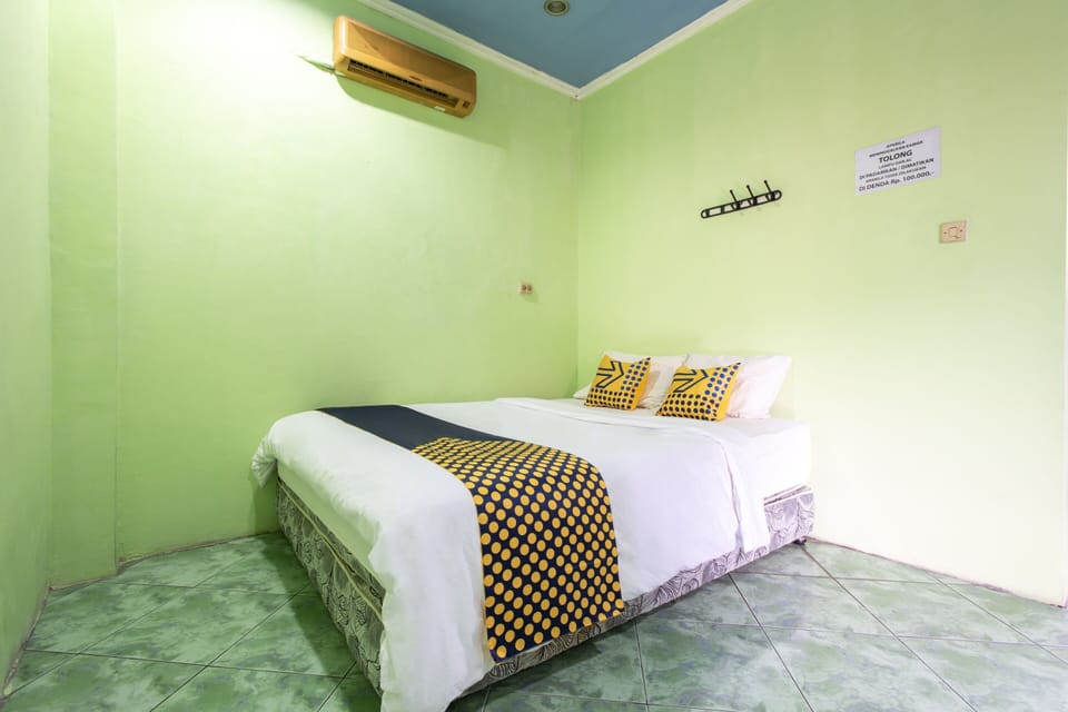 Double Room | Free WiFi, bed sheets