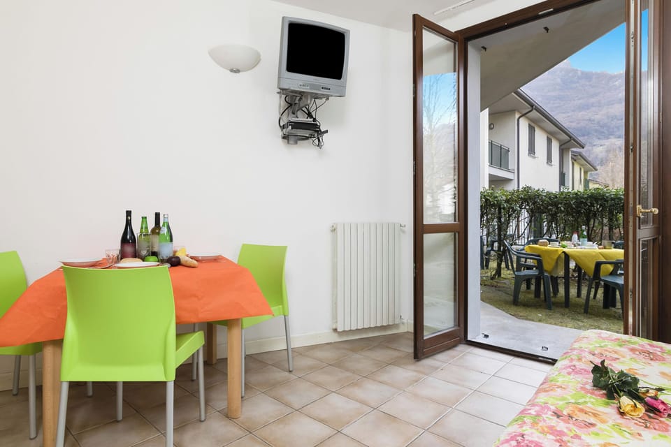 Living and dining room