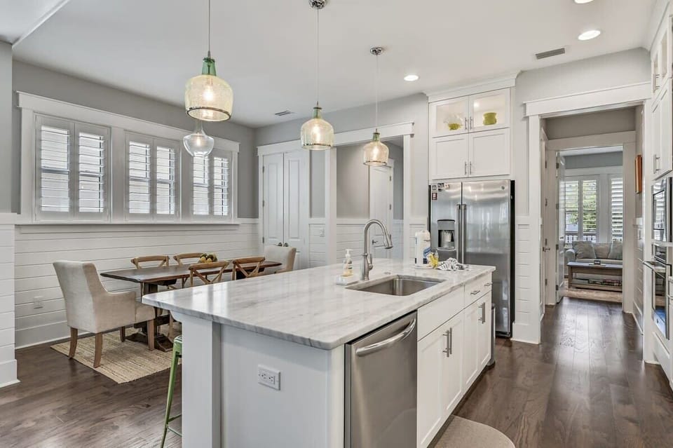Stainless Steel Appliances!