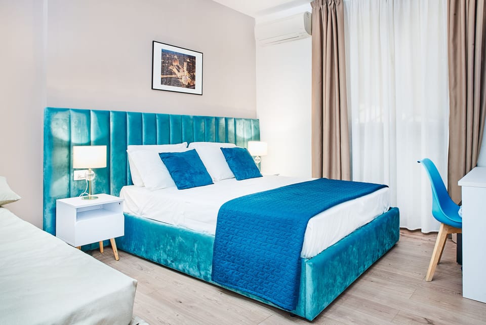 Business Triple Room | Frette Italian sheets, premium bedding, down comforters, pillowtop beds
