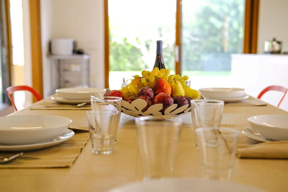 Dining Room, Kitchen