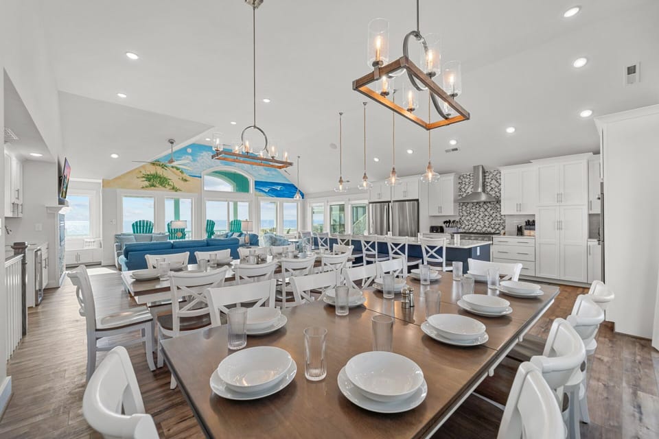 Surf or Sound Realty - 1093 - Hatteras Holiday - Dining Area -2