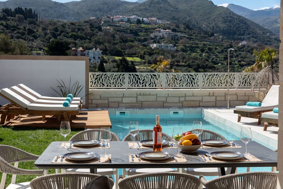 Building Exterior, Garden, Outdoor, Pool