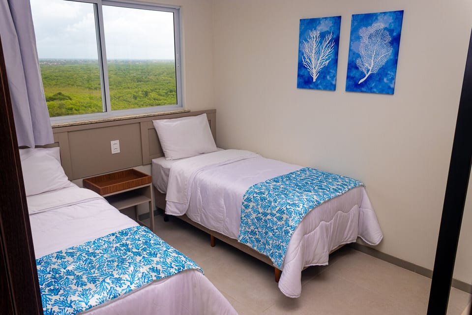 Family Apartment | Individually decorated, free cribs/infant beds, free WiFi, bed sheets