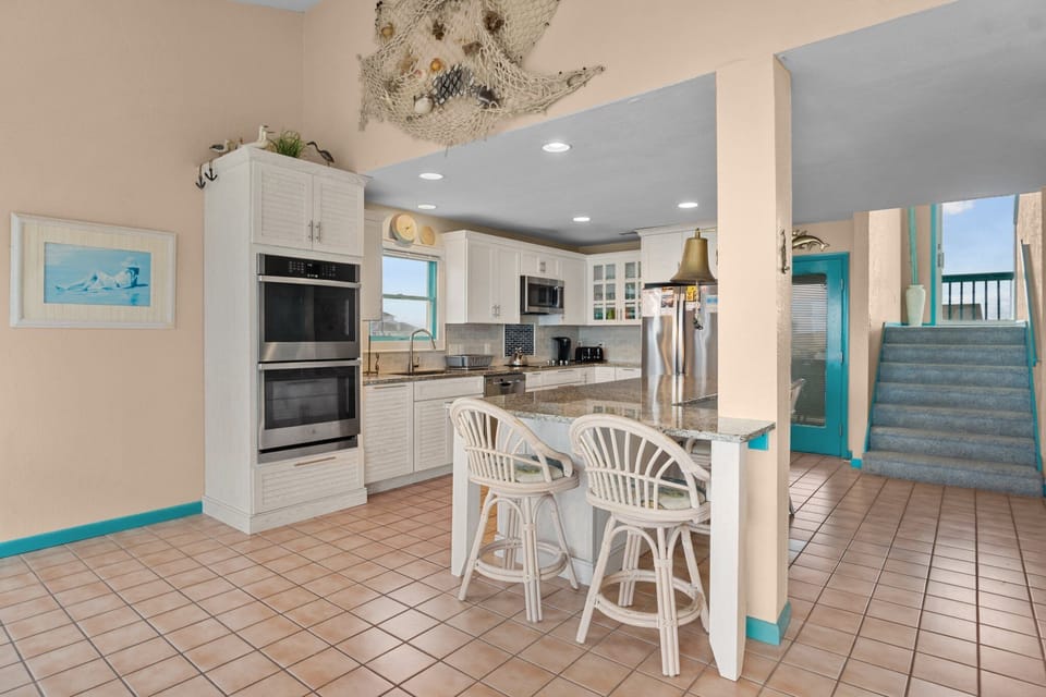 Bar in Kitchen