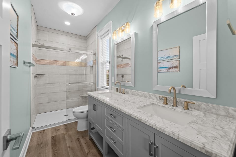 Private Master Bath with Double Vanity