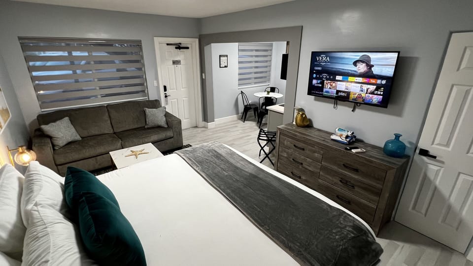 Enjoy while you lay on the bed and watch TV