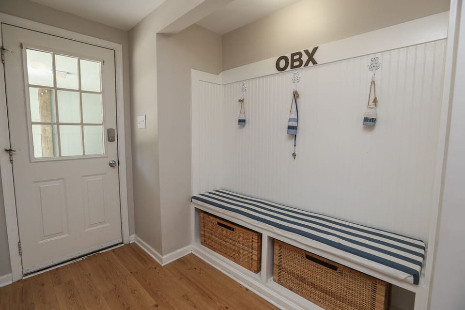 Entryway 2022