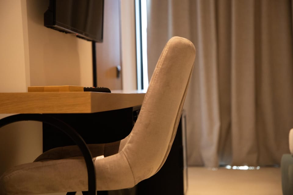 Minibar, in-room safe, individually furnished, desk