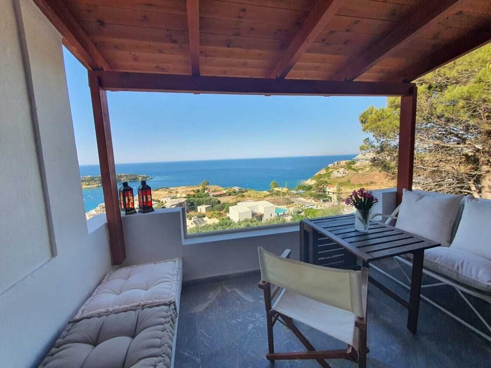 Comfort House | Terrace/patio