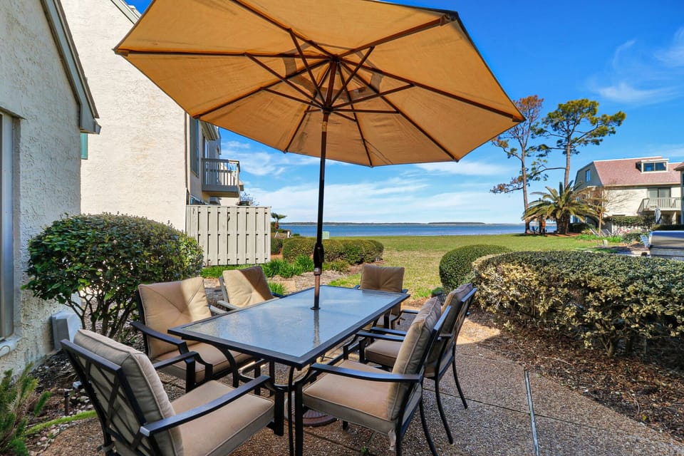 729 Schooner Court | Patio - 729 Schooner Court | Patio