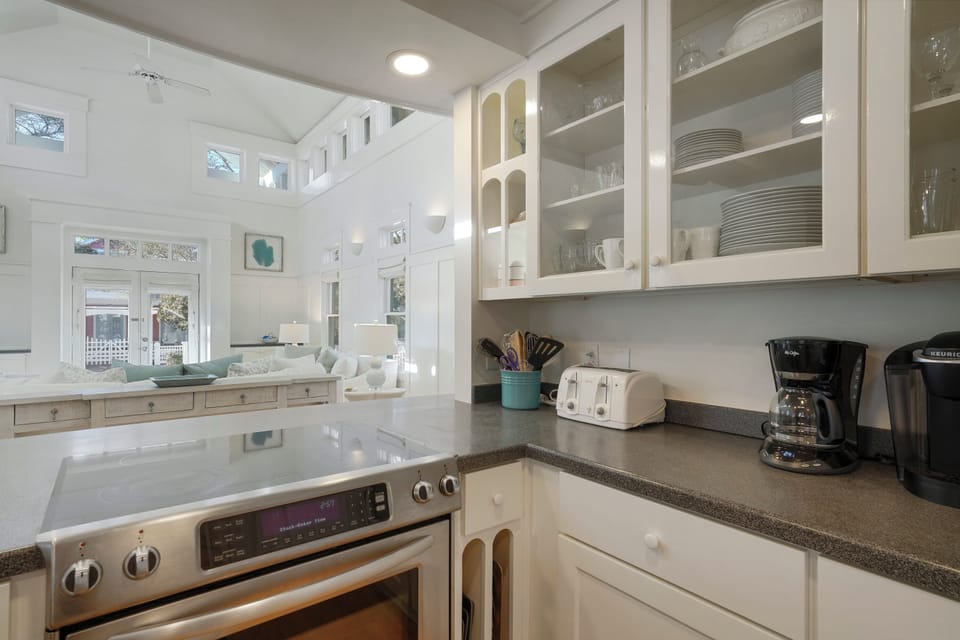 TOASTER, MICROWAVE, COFFEE POT & KEURIG