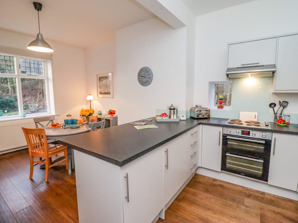 Fridge, dishwasher, electric kettle, toaster