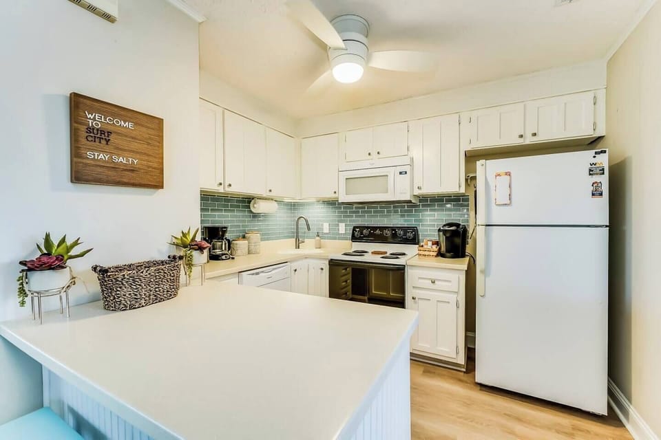 Fully Stocked Kitchen