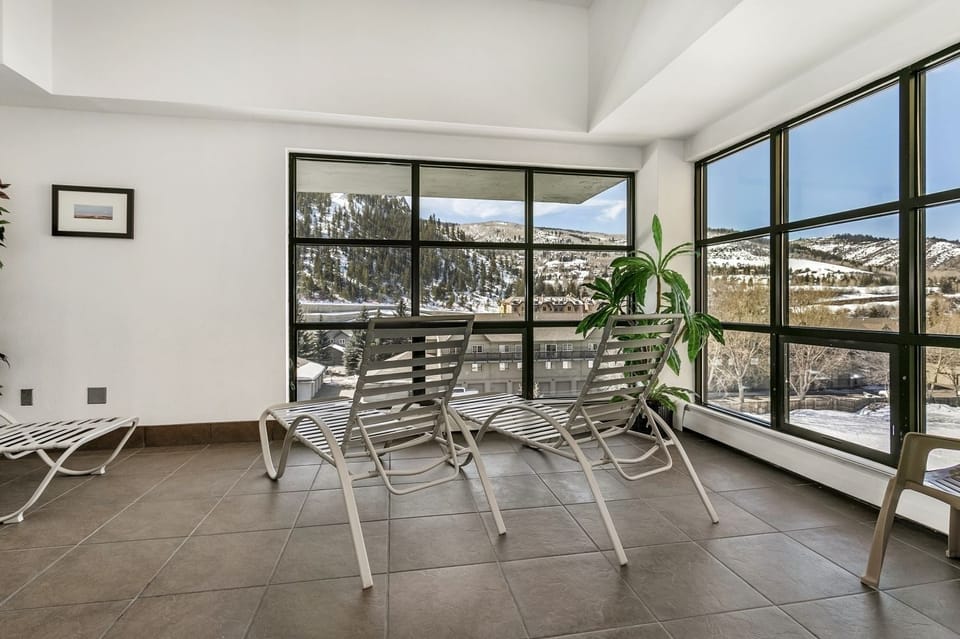Condo, 3 Bedrooms | Property grounds