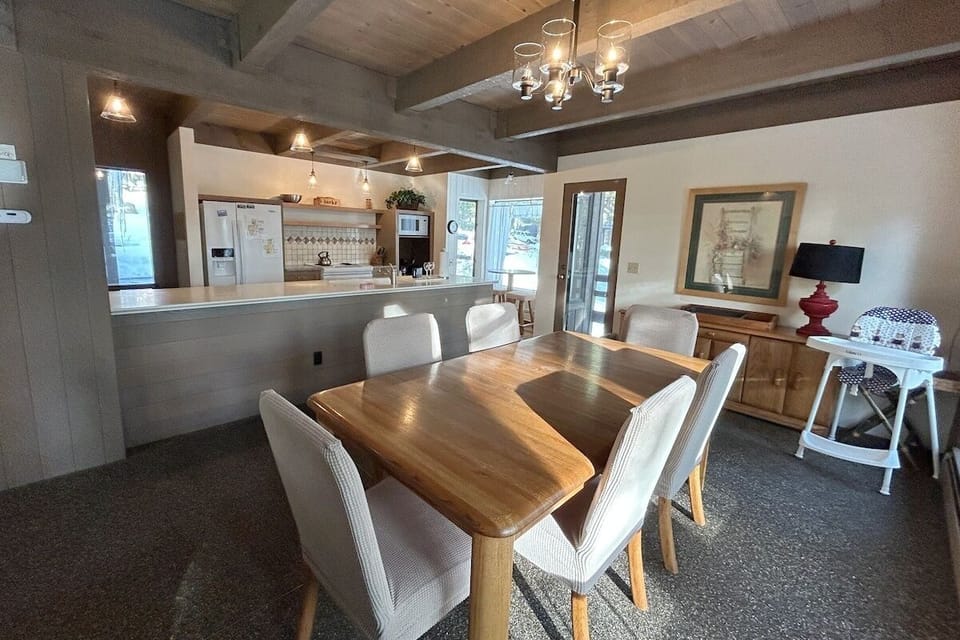 House, 3 Bedrooms | Dining