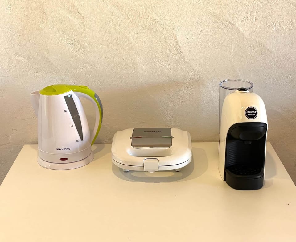 KETTLE / TOASTER / ESPRESSO COFFEE