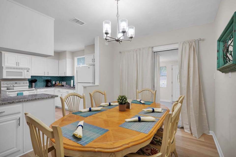 Dining area with six sitting spaces