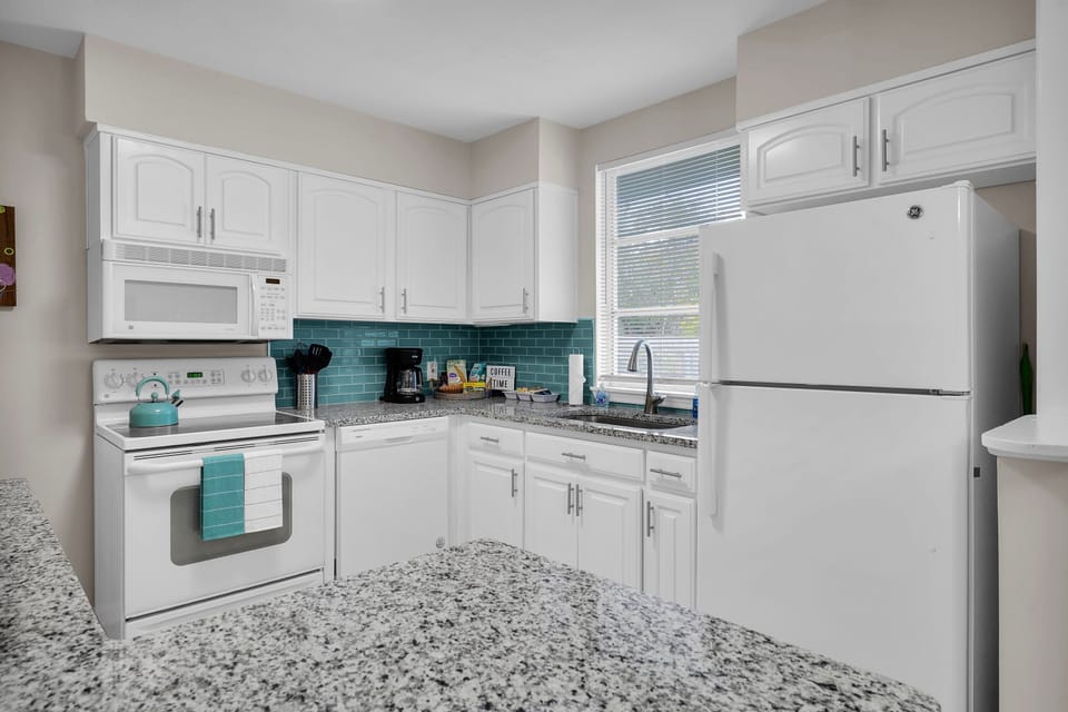 Fully equipped kitchen with all the basic items needed for light meal preps
