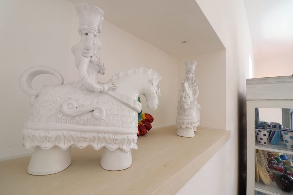 House, 3 Bedrooms, Smoking, City View | Interior detail