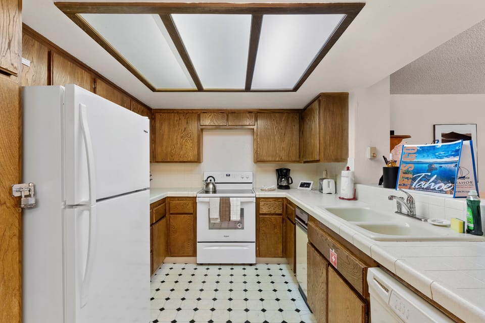 Condo, 2 Bedrooms | Private kitchen | Fridge, coffee/tea maker, toaster