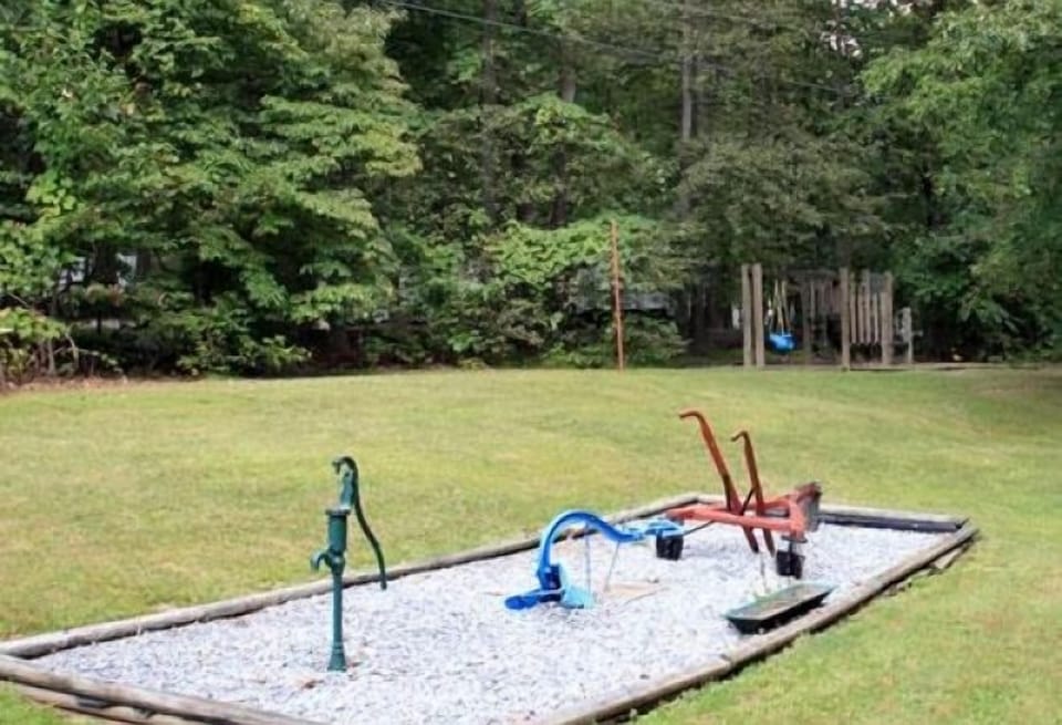 Children's play area - outdoor