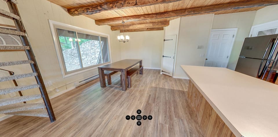 Cabin, 3 Bedrooms, Non Smoking, Kitchen (Linens Not Provided, 2 floors)