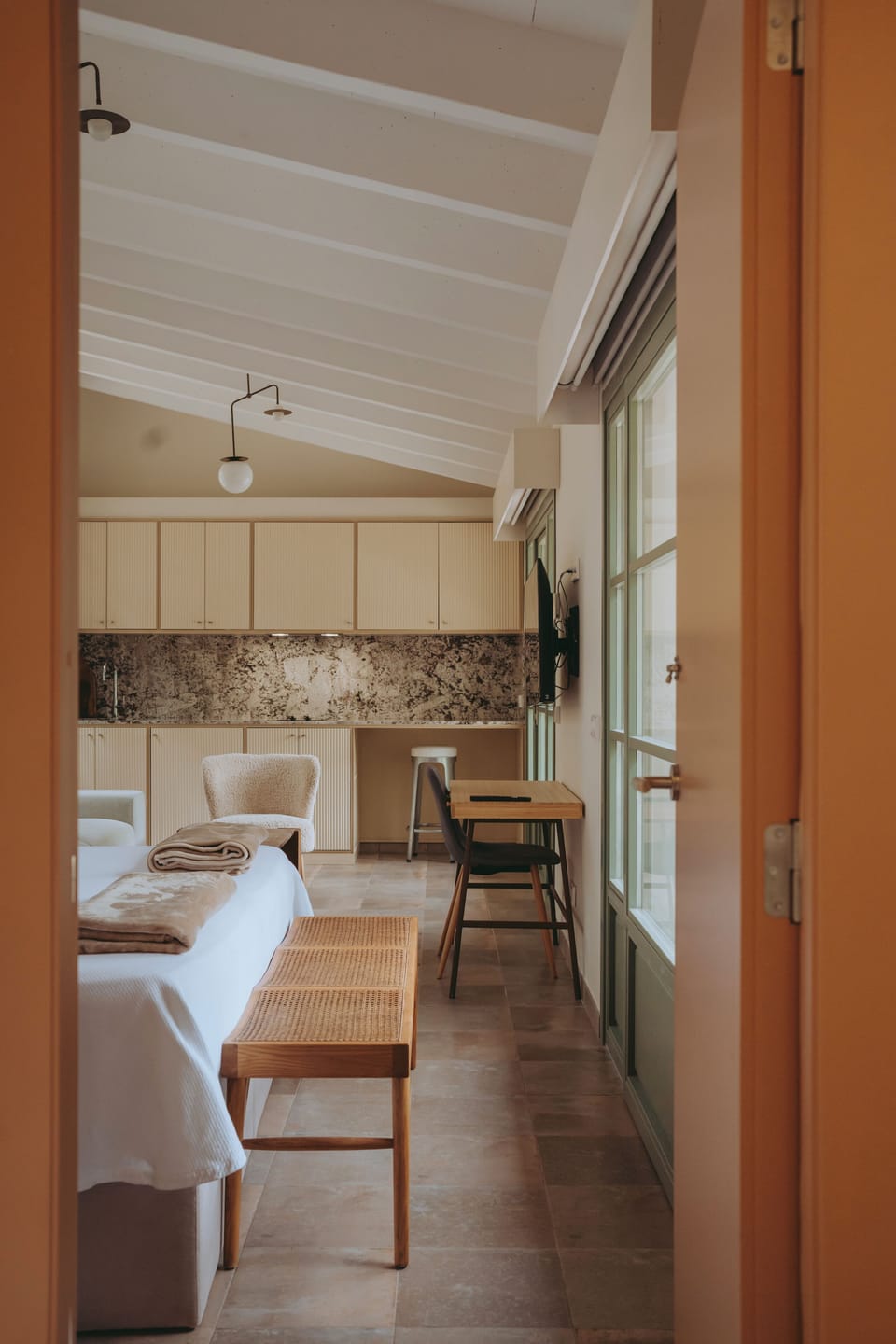Premier Villa | Premium bedding, in-room safe, desk, laptop workspace