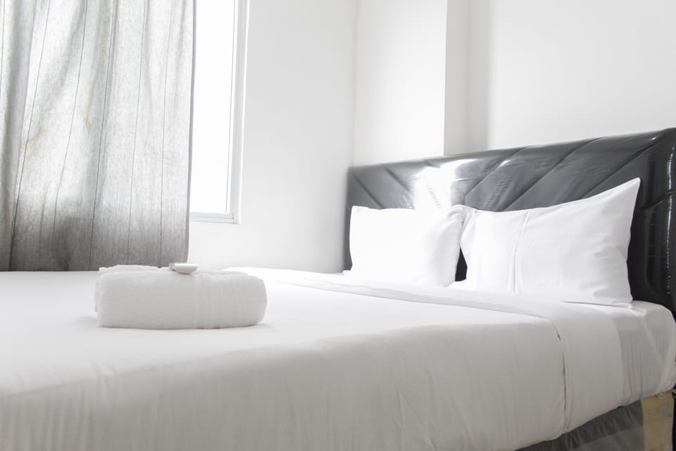 Deluxe Apartment, 2 Bedrooms | 2 bedrooms, individually decorated, individually furnished, free WiFi
