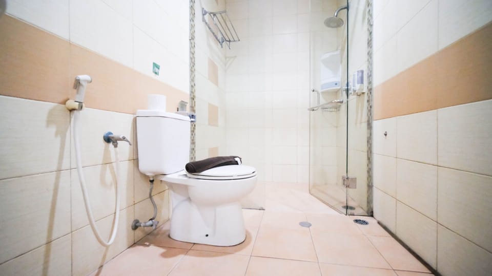 Deluxe Apartment, 2 Bedrooms | Bathroom