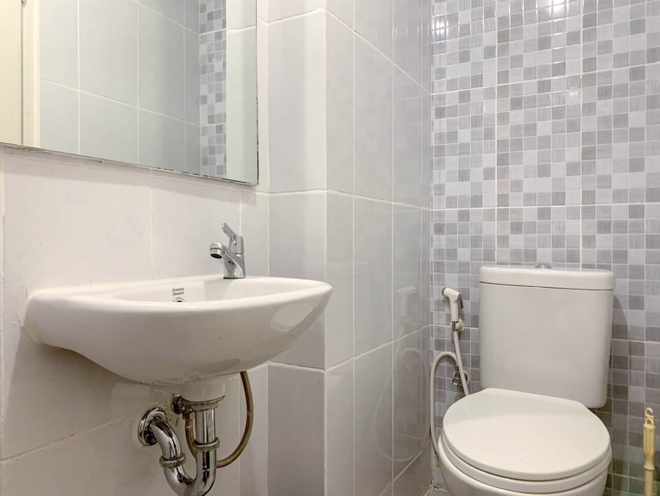 Deluxe Apartment | Bathroom