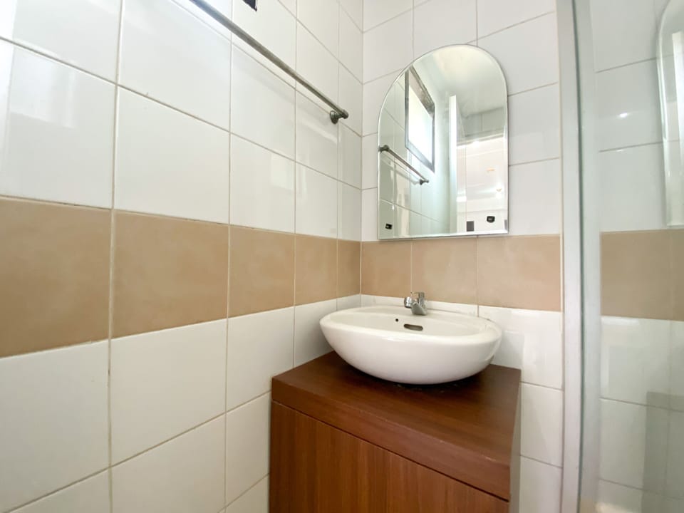 Simply Look Studio Metropark Condominium Jababeka Apartment Apartment in West Java