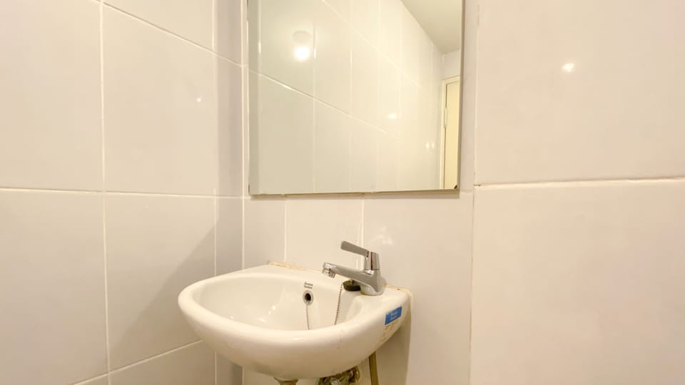 Deluxe Apartment | Bathroom