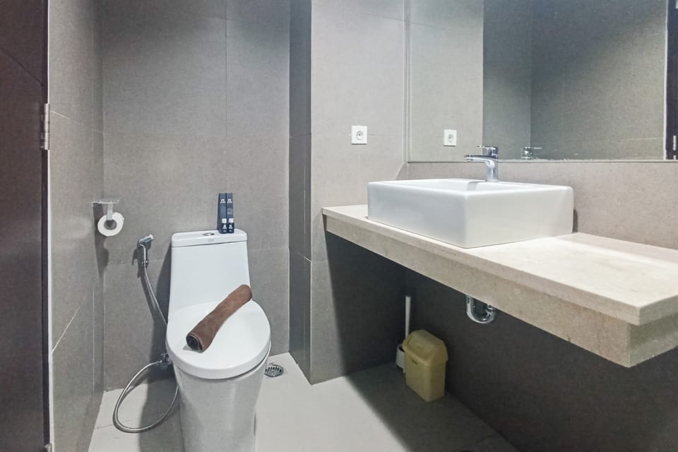 Deluxe Studio | Bathroom