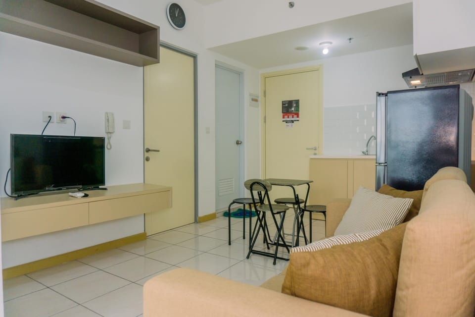 Deluxe Apartment, 2 Bedrooms | Living area
